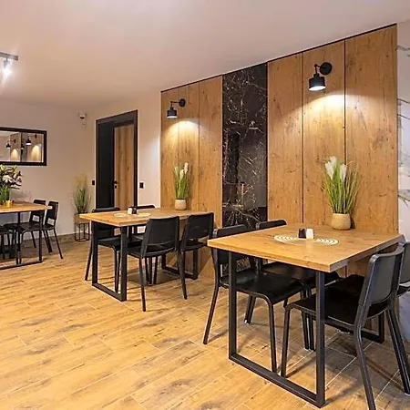 Pod Debem Bed & Breakfast Krynica Morska
