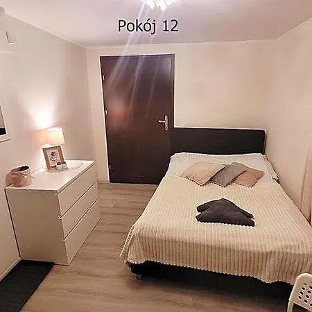Pod Debem 3*
