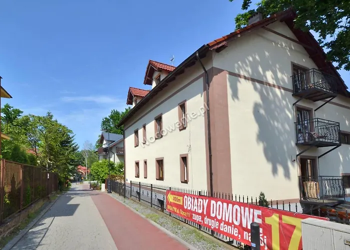 Pod Dębem Nocleg ze śniadaniem