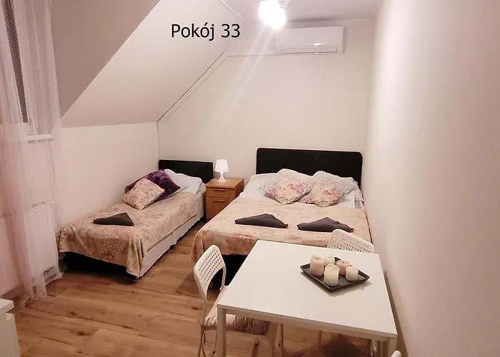 Pod Dębem Nocleg ze śniadaniem