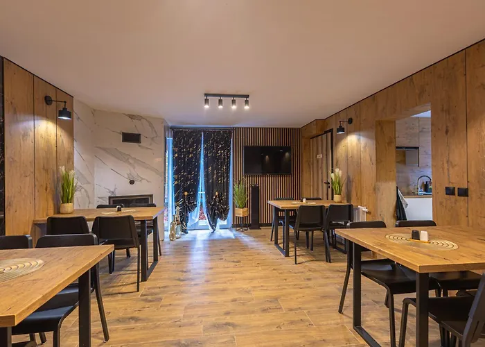 Nocleg ze śniadaniem Pod Dębem 3*