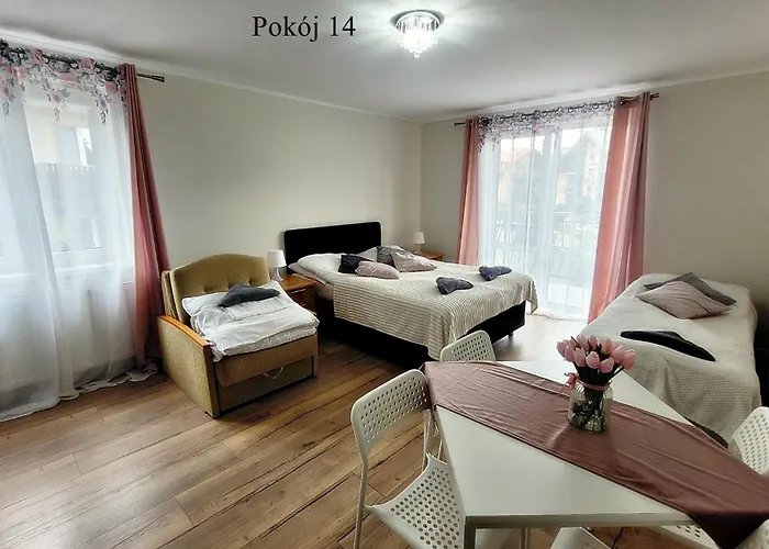 Pod Dębem Nocleg ze śniadaniem Krynica Morska