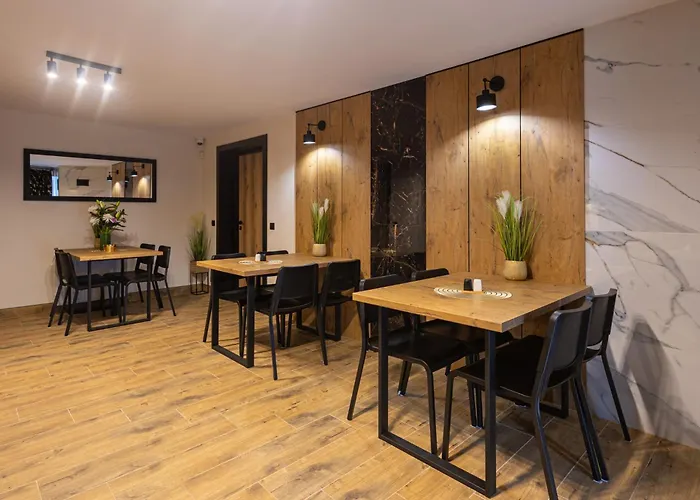 Pod Debem Krynica Morska